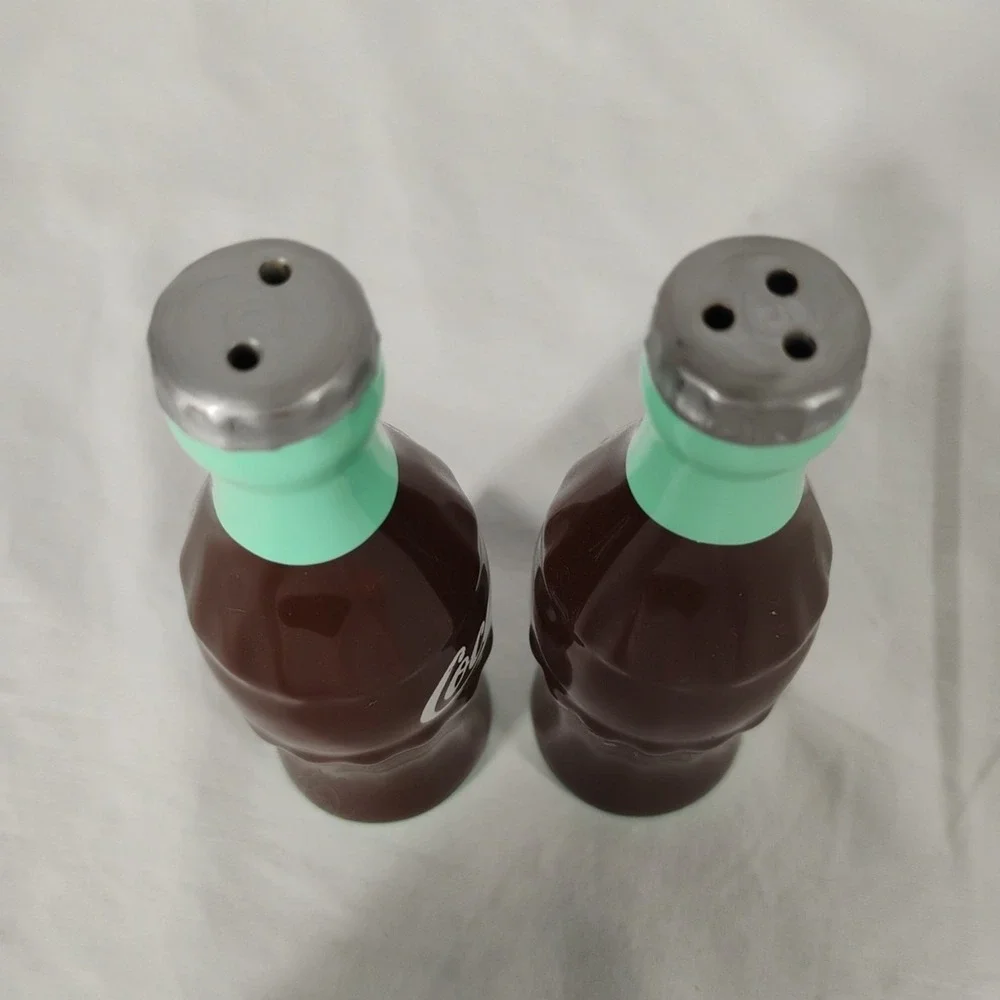 Vintage Coca Cola Bottle Salt And‎ Pepper Shaker Set w/stoppers